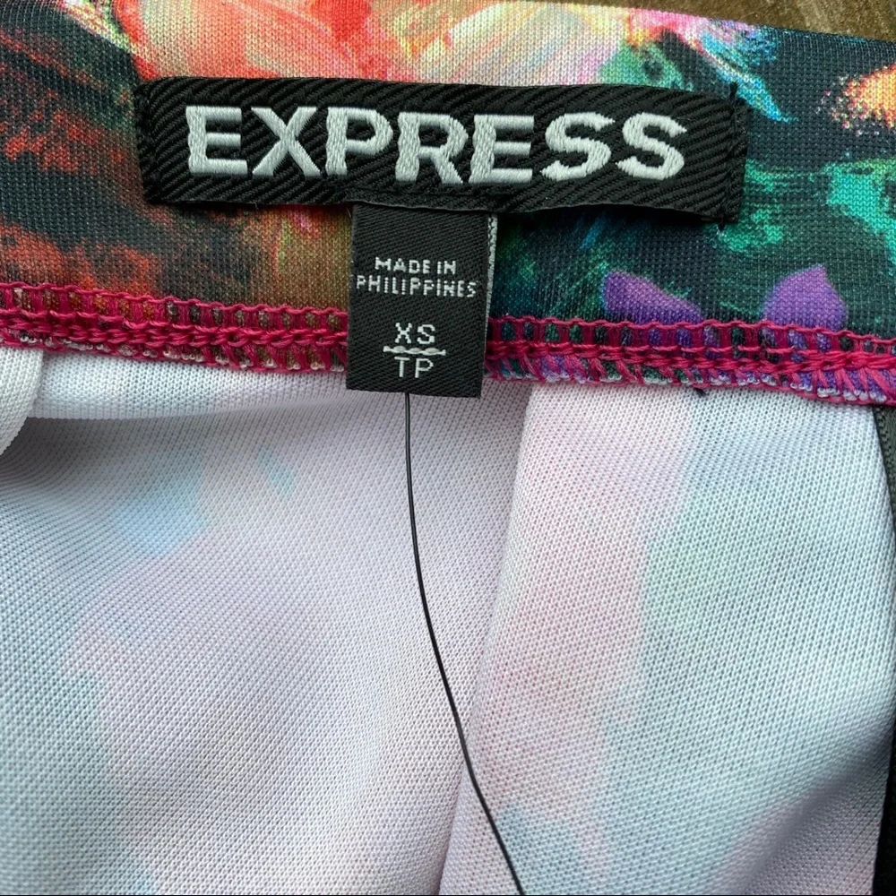🆕Express Skirt - Picture 3 of 4